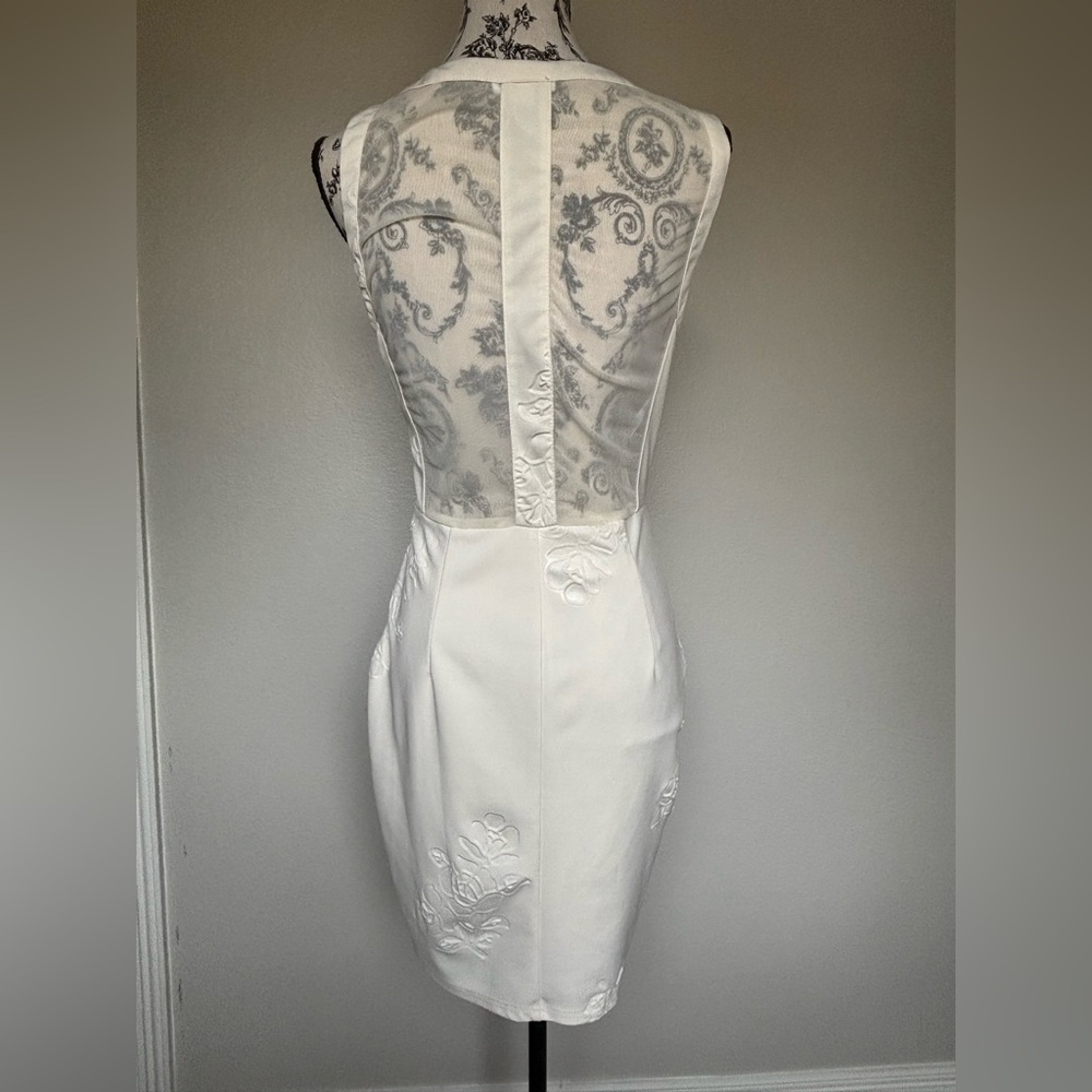 Marineblu beige Floral Mini Dress - Picture 8 of 12